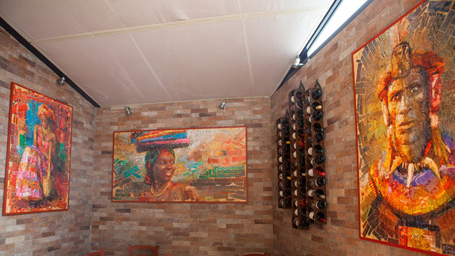 African bricks for Sasi's © Charis Tsavis I Arte I Makamo